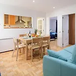 Cozy Apartment In Oviedo With Kitchenette
