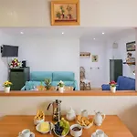 Cozy Apartment In Oviedo With Kitchenette